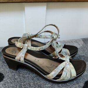 Abeo Leather Strappy Comfort Sandals • Snakeskin Print • Low Heel • Women’s 7